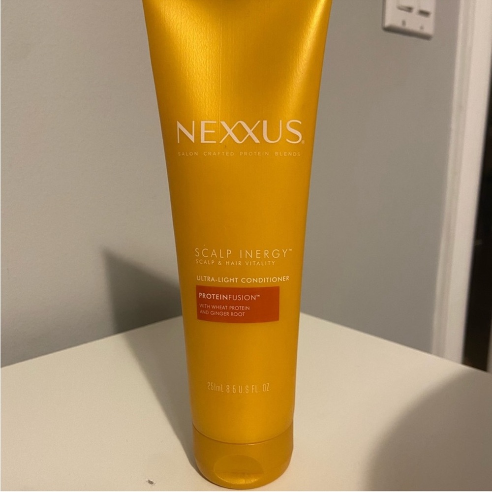 Nexxus Scalp Inergy Ultra-Light Conditioner 8.5 oz